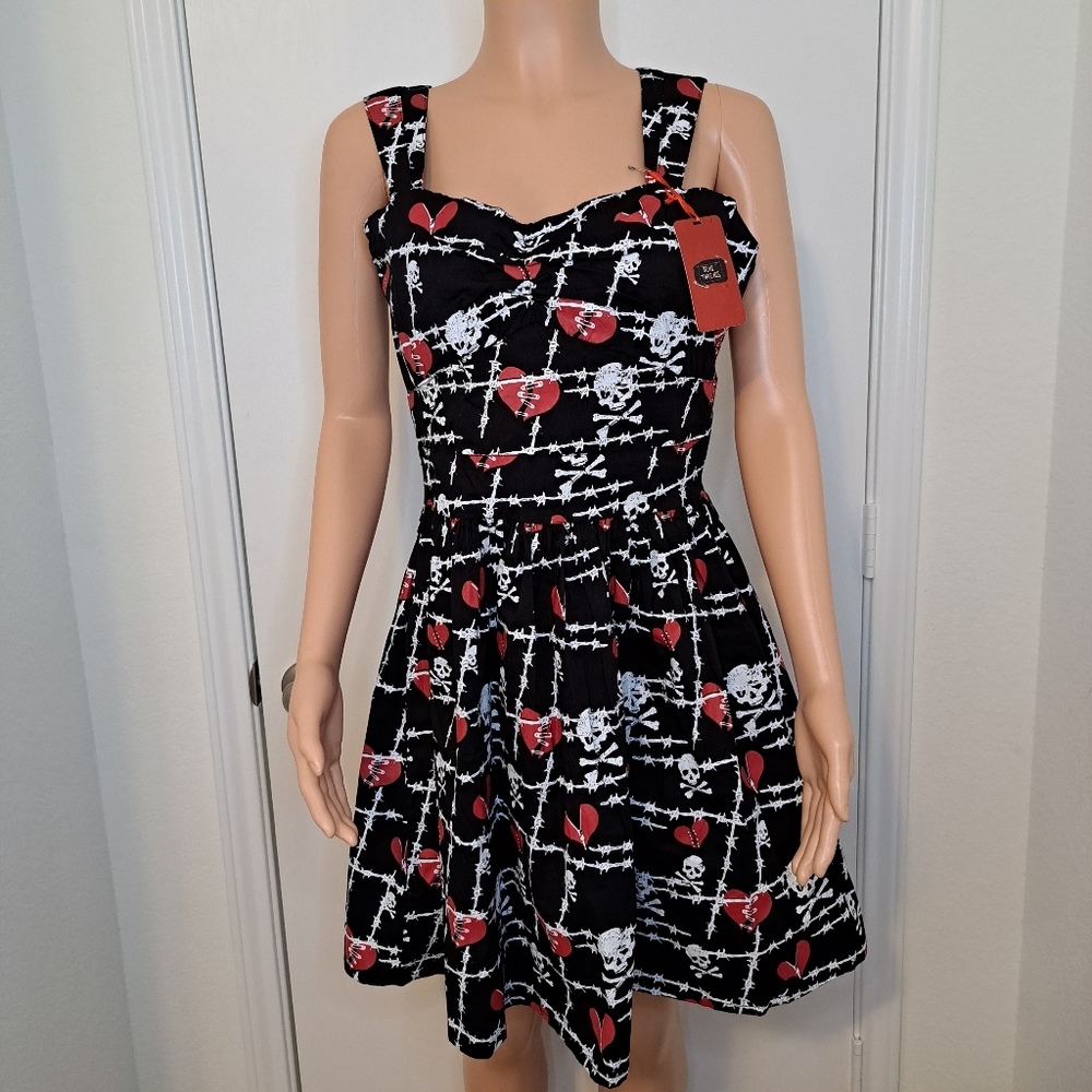 Dead Threads Goth Dress Zipper Broken Heart Skull Barbed Wire Emo Alt Open Back